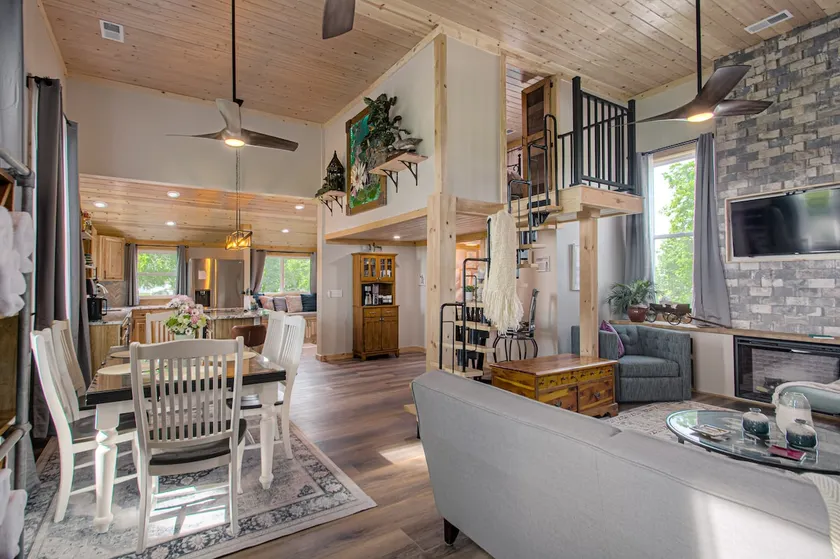 Cozy Historic Schoolhouse w/ Hot Tub + Views - Image 1