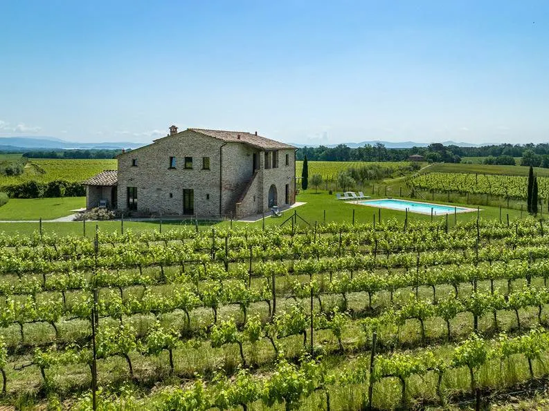 Villa Le Vigne, 8 pax, private pool, Top Comfort - Image 1