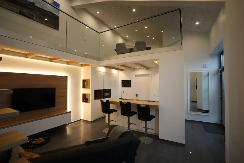 Loft apartment perfect for cyclists - Image 1