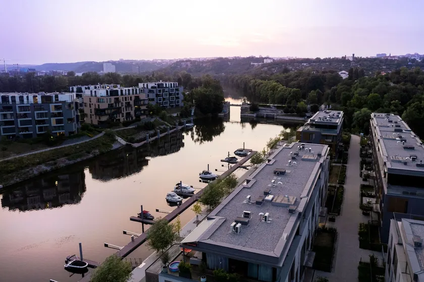 Penthouse on the River Prague - Image 1