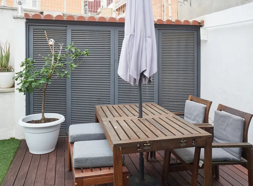 House With Pool, Garden And Well Communicated - Image 1