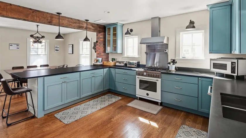 Stunning remodel walking to Lake Champlain - Image 1