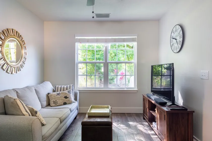 Cottage Retreat in the City - Image 1