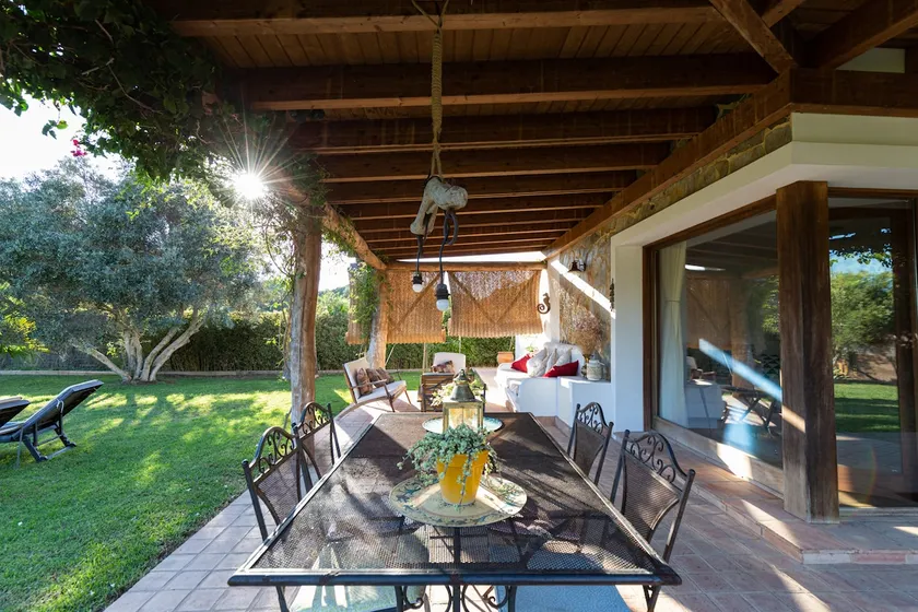 BEAUTIFUL house near the beach - Image 1