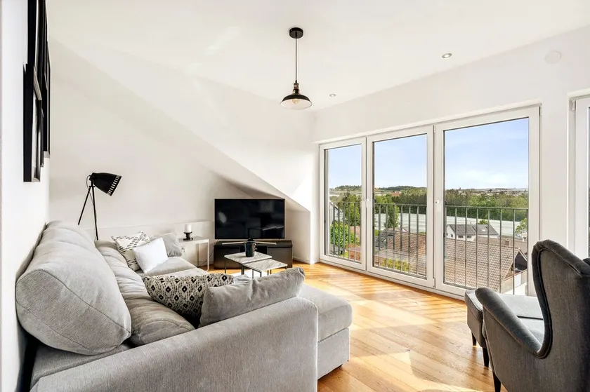 BergerHalde Panorama – Balcony & open living concept - Image 1