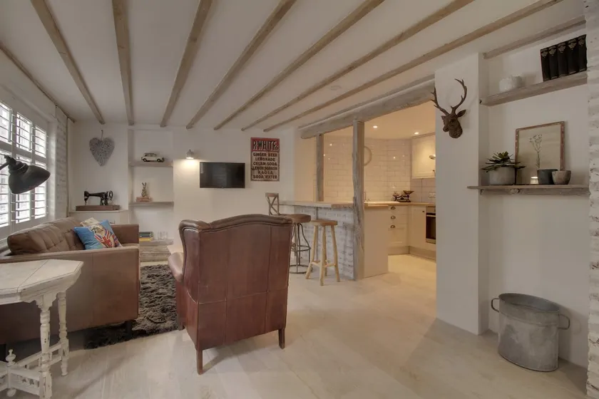 Willow Cottage - Image 1