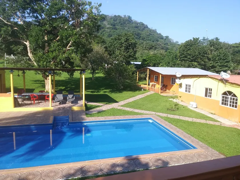 Casa de Campo ”COLIBRÍ” coexists with nature. - Image 1