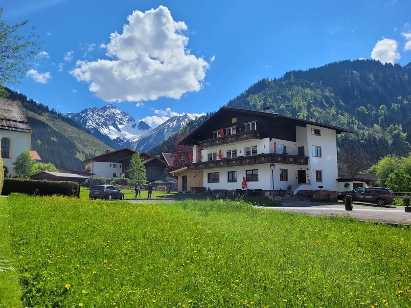 Haus Almrausch in the Zugspitz Arena, located in Almwiese - Image 1