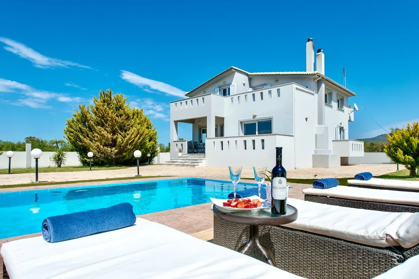 Muthee Luxurious Private Villa - Image 1