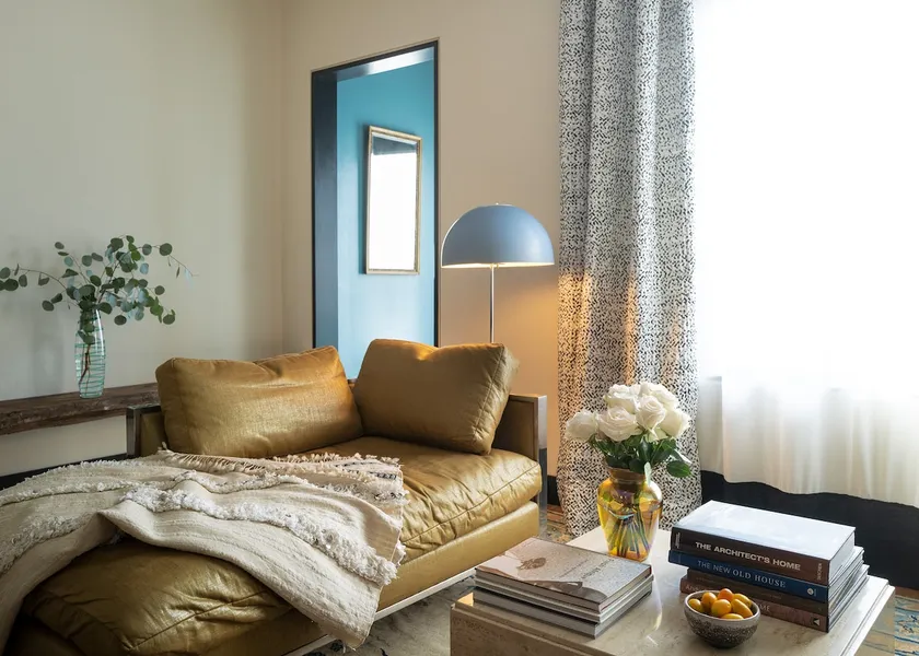 Elegant Townhouse, Hudson center, 3 ensuite baths - Image 1