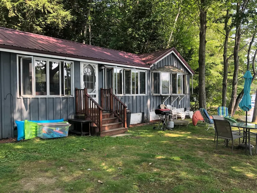 Bungalow on Bunganut Lake, Southern Maine - Image 1