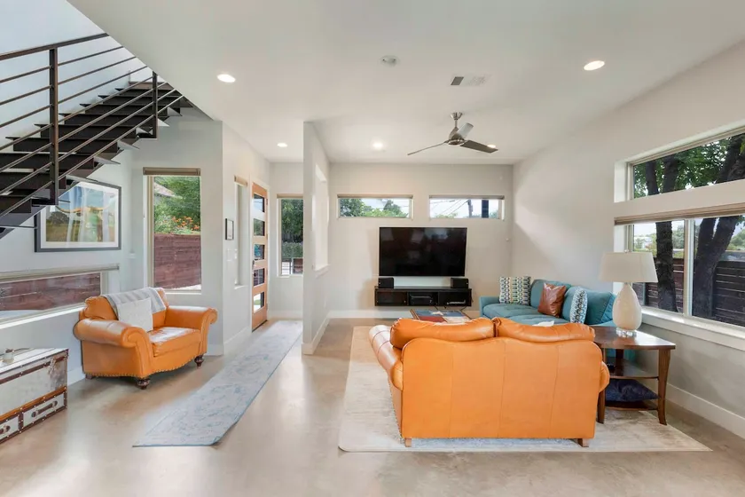 Modern E Austin Home | 4BR | Near everything ATX - Image 1