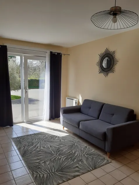 Quiet house - Image 1