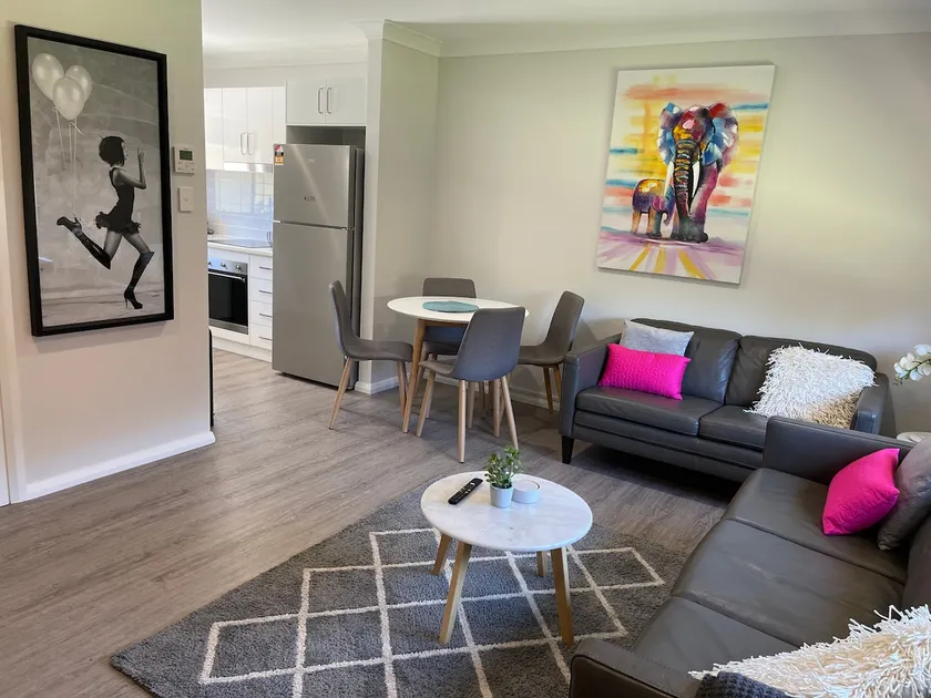 Unit 4 230 Fitzroy St - luxury inclusions - Image 1