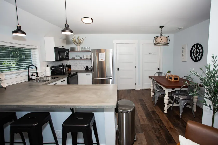 Designer Apt in Charming Fort Mill w/ Netflix - Image 1
