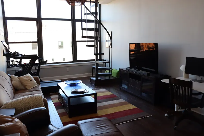 *CENTER* of Downtown Ann Arbor! Full Condo 700 SF! - Image 1