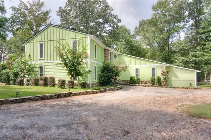 The Valencia Villa; your home away from home! - Image 1