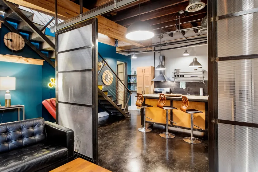 Amazing Two Story Loft Apartment w/ Rooftop Deck - Image 1