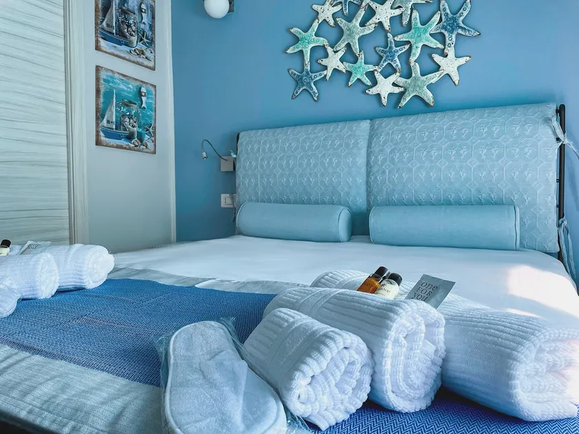 Las Floridas Apartment - Image 1