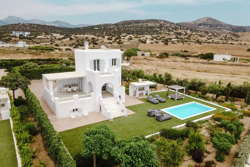 Pyrgaki Beach Villa - Image 1