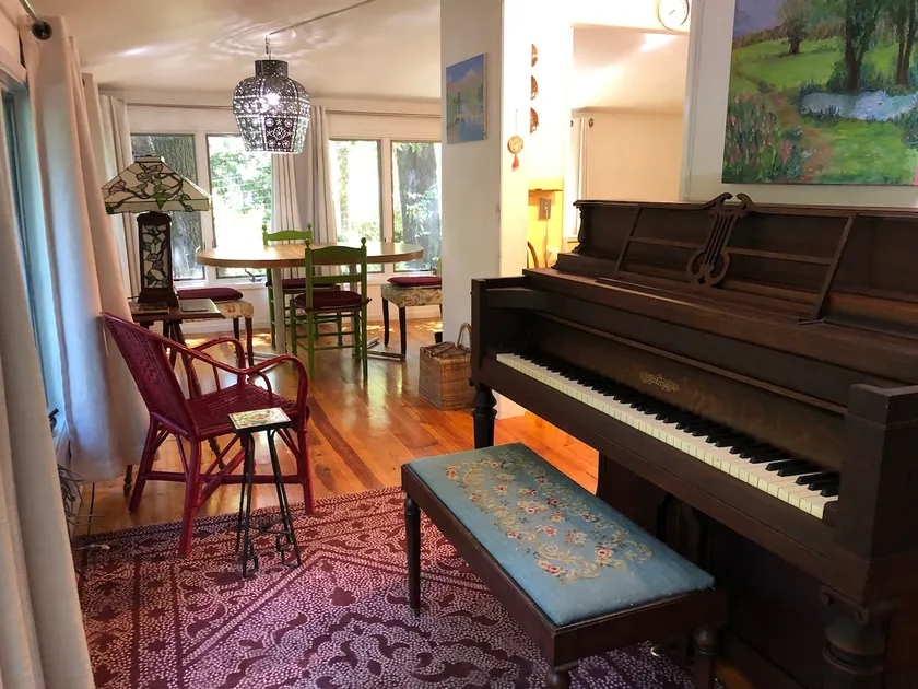 Kathleen’s Fern Cottage - Image 1