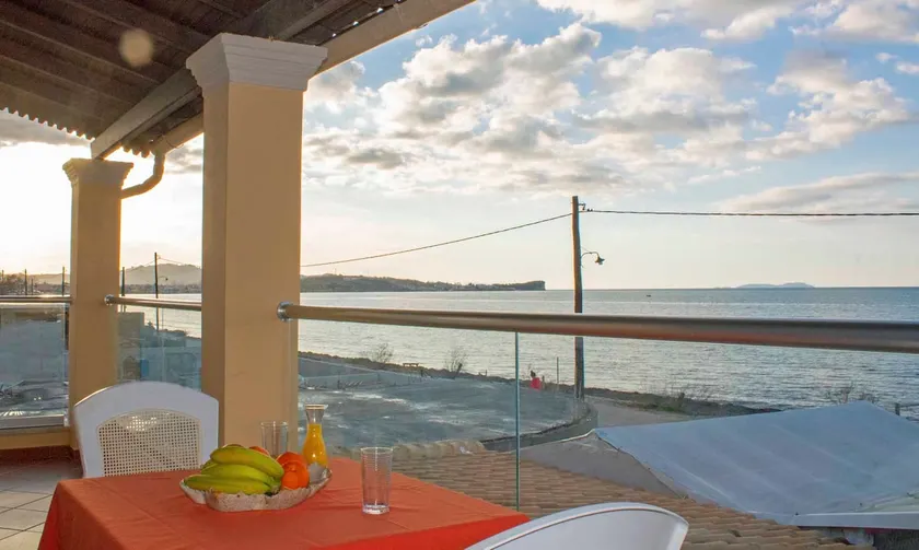 Frosos Beachfront Maisonette Acharavi - Image 1