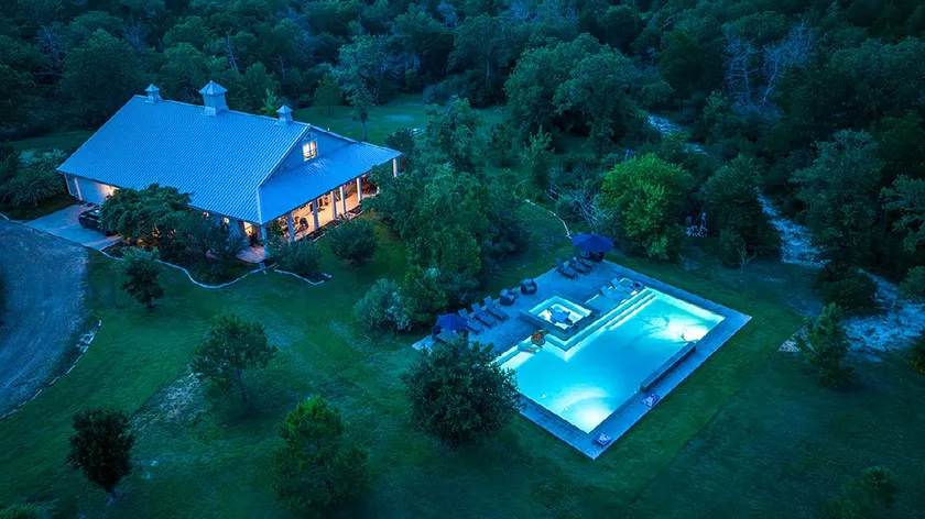 Casa Tres Hermanas | Pool + Hot Tub + Fire Pit + Grill - Image 1