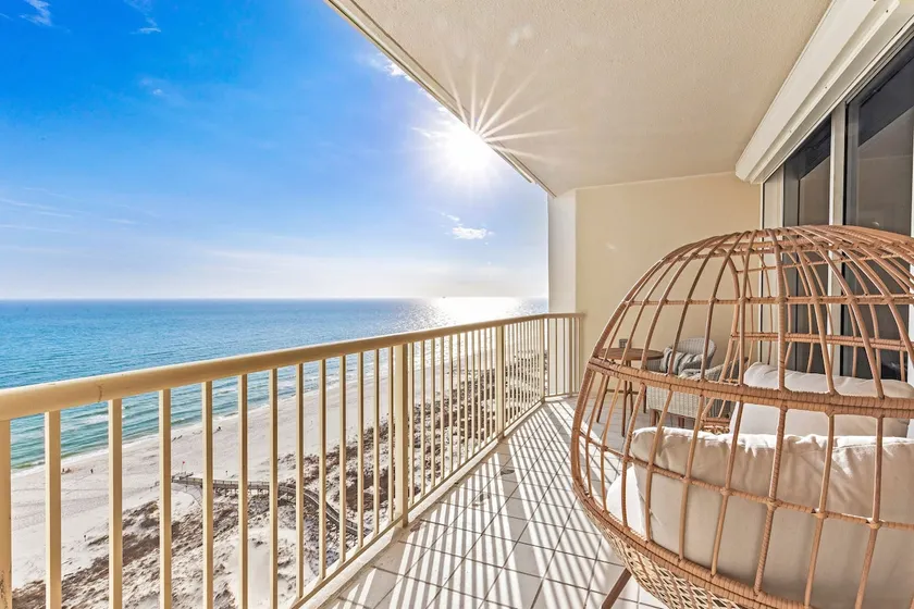 Updated Beachfront Condo - The Beach Club! - Image 1
