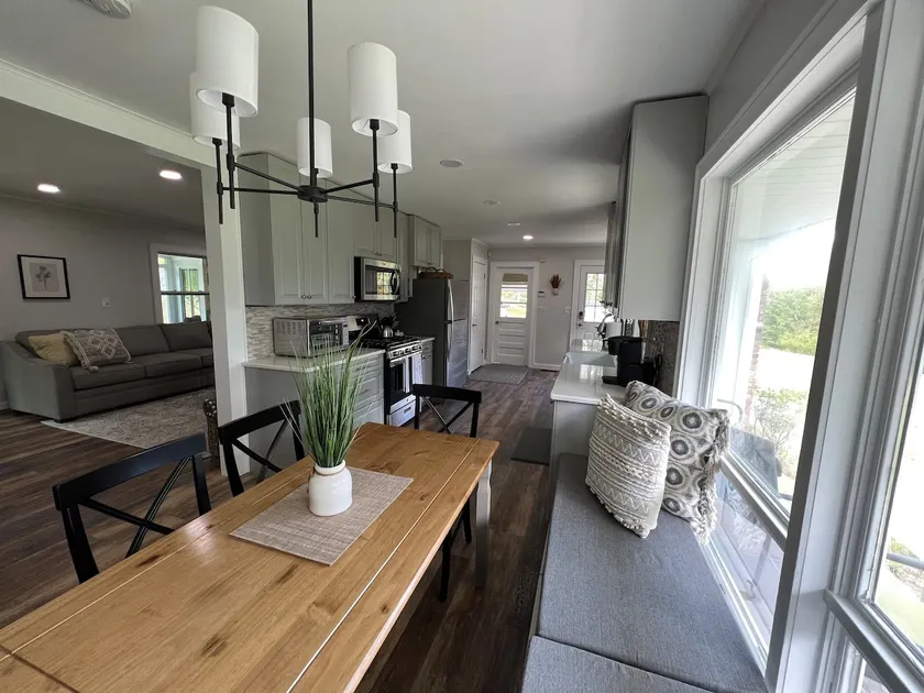 The Overlook- A freshly remodeled, spacious home. - Image 1