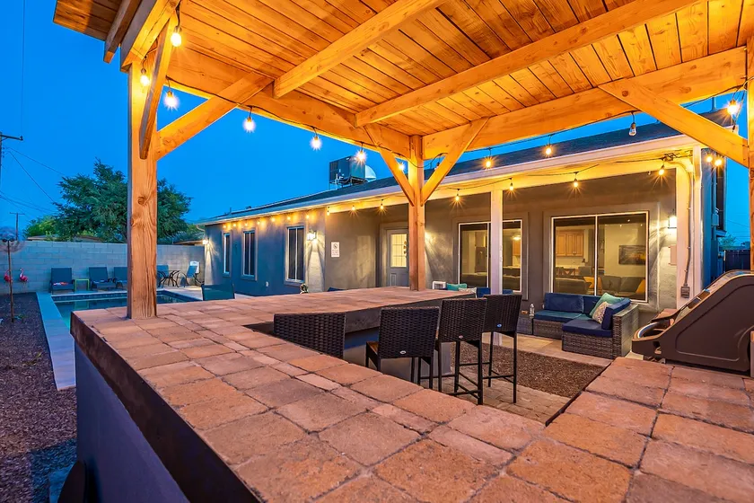 Quiet Mesa 4BR Home w/ 2 En Suite Rooms, Pool/BBQ - Image 1