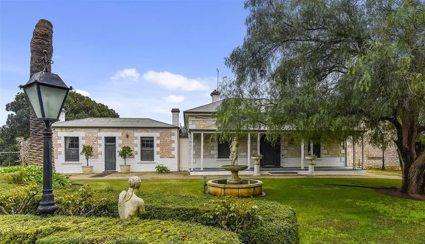 Historic Narracoorte Homestead - Image 1