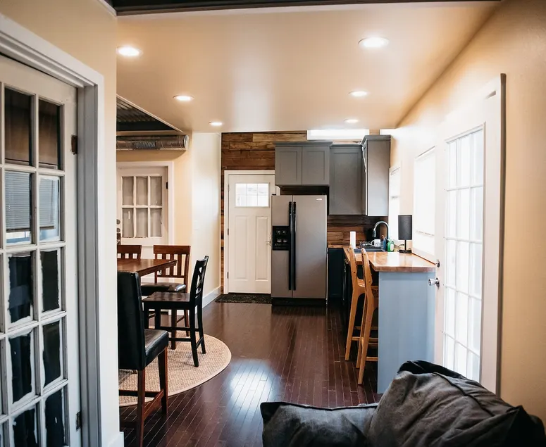 The Cozy Cottage - Private 3BR Guesthouse Near SFA - Image 1