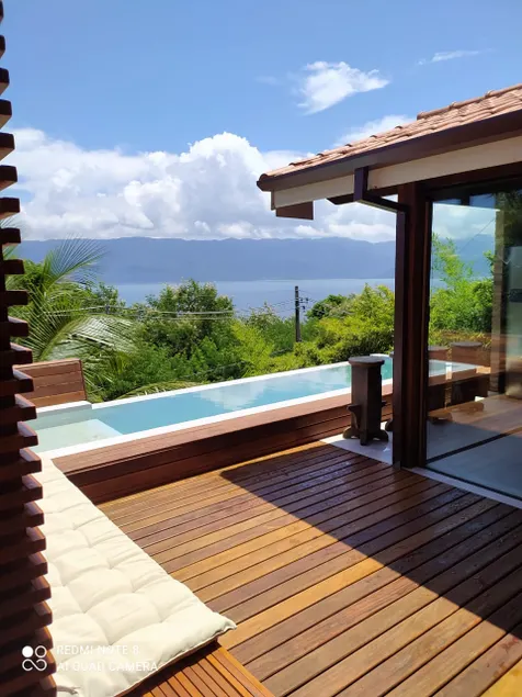 Nova Villa- Vista frontal para o mar- Villa Amore - Image 1