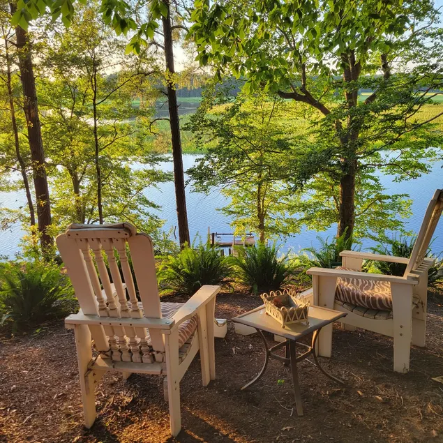 Waterfront Escape/Private Creek Views Rappahannock - Image 1