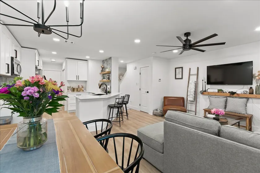 Charming South Austin Home w/Pet Friendly Backyard - Image 1