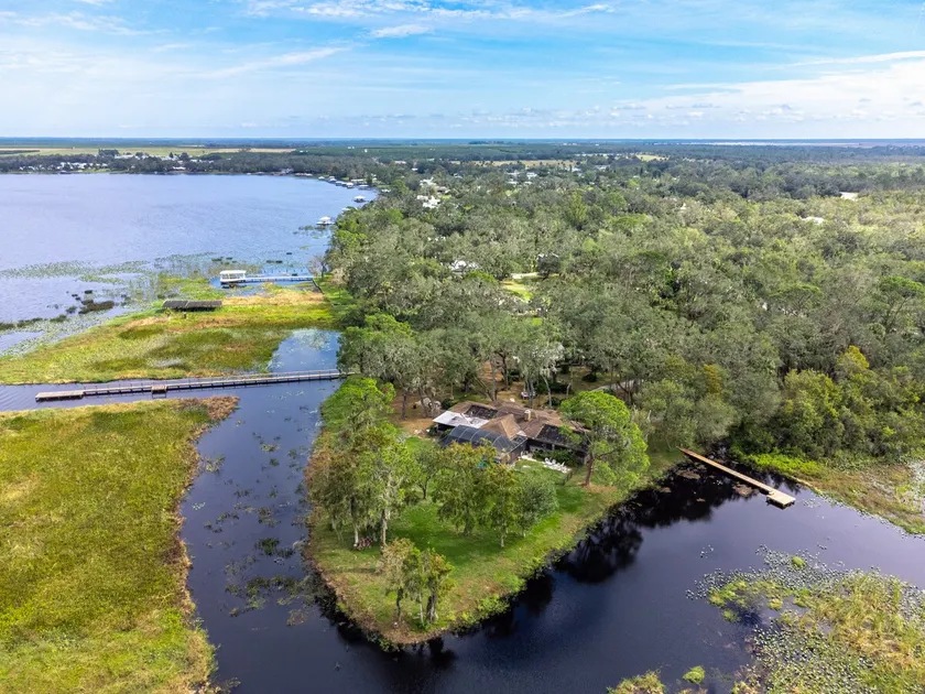 Waterfront + Pool + Two docks! - Lake Josephine - Image 1