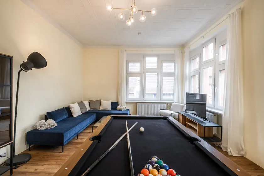 Europa-Park fans – 140 m² exclusive & billiards - Image 1