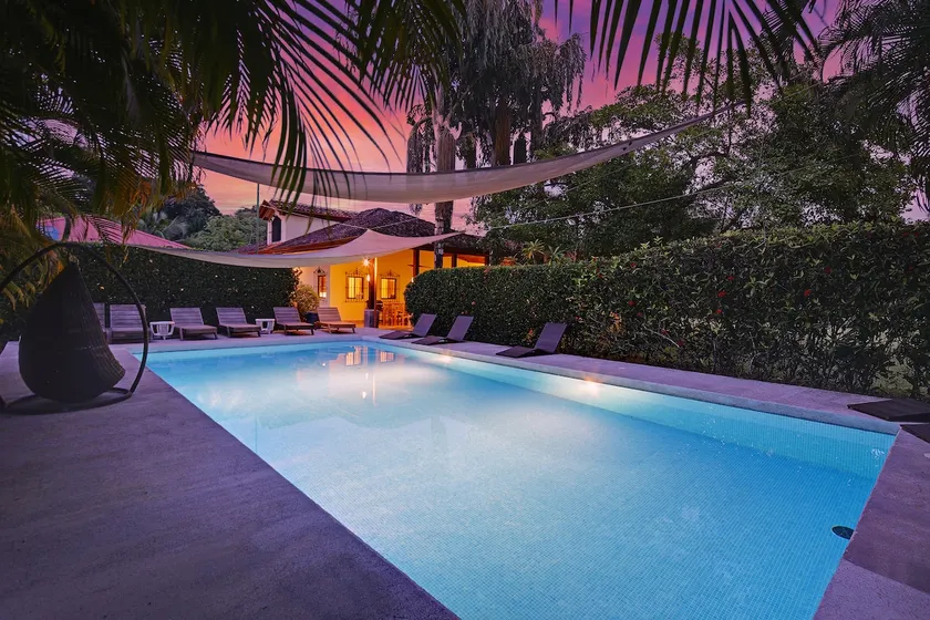 La Casa Lago - Image 1