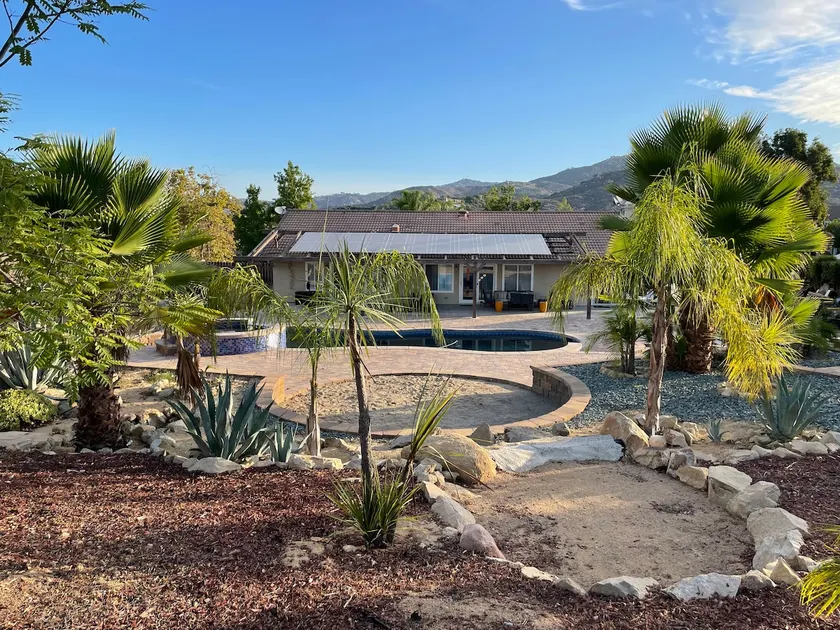 Pool Home. Fenced yard. Nice Poway neighborhood. - Image 1