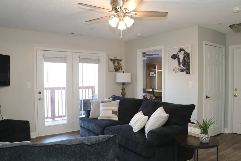 Lakeside | 3-Bedroom | 1-Mile from Clemson - Image 1