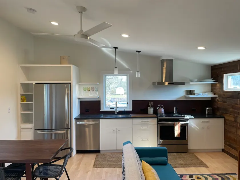Tucked Away in Central C-ville. - Image 1