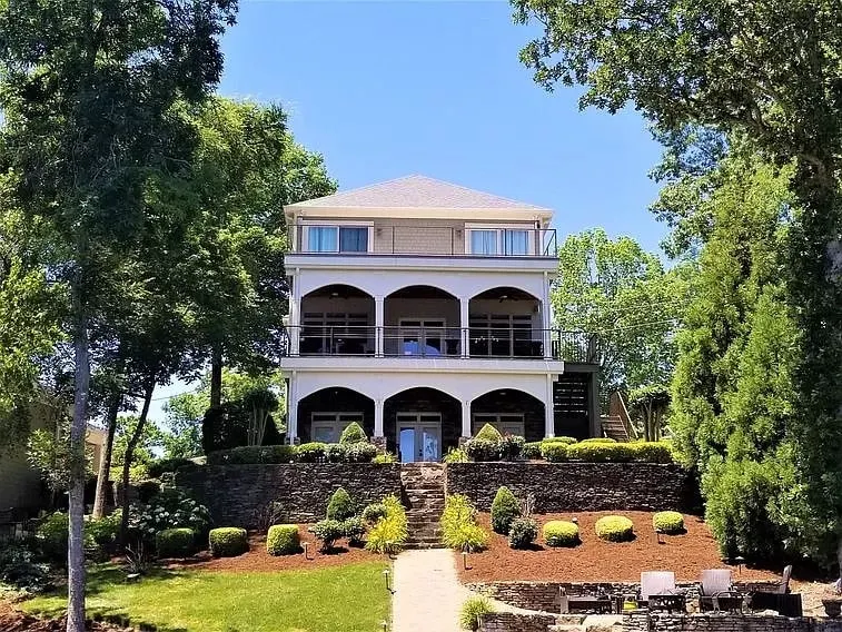 Lake-Front Living - Amazing Views w/Private Dock - Image 1