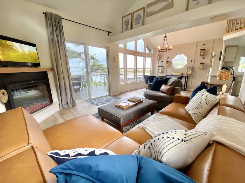 Hunter Creek Cottage @ beach hot tub pet friendly - Image 1