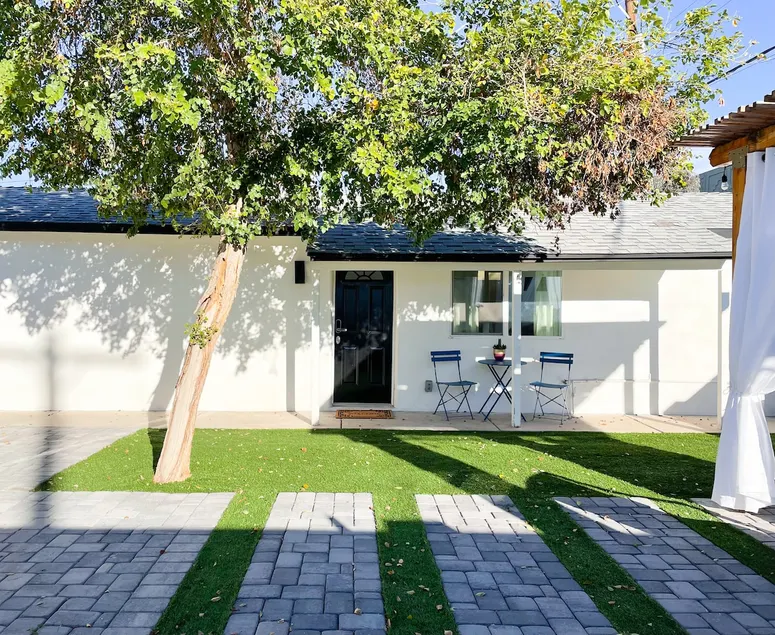 Amazing Casita with Minigolf & Corn-Hole - Image 1