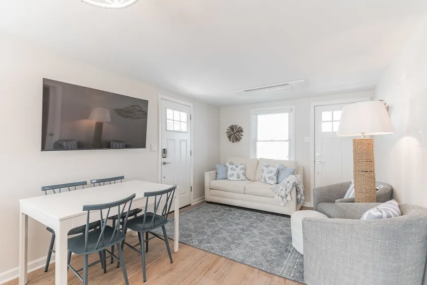 Sea La Vie - Coastal 2 bd /1 bath 2nd Floor Unit - Image 1