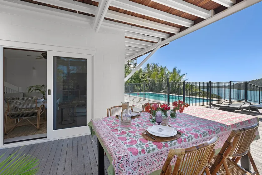Pineapple House Whitsundays - Image 1