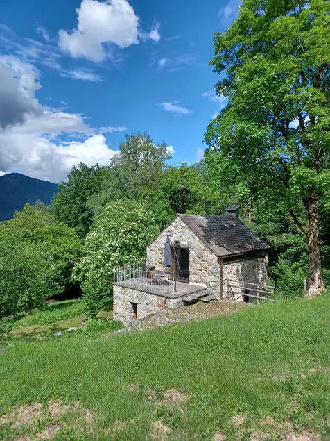 Rustic in the middle of nature - Image 1