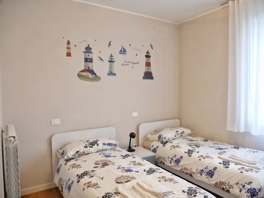 SUMMER LIGHTHOUSE Delightful TWO-BEDROOM on the BEACH - Image 1
