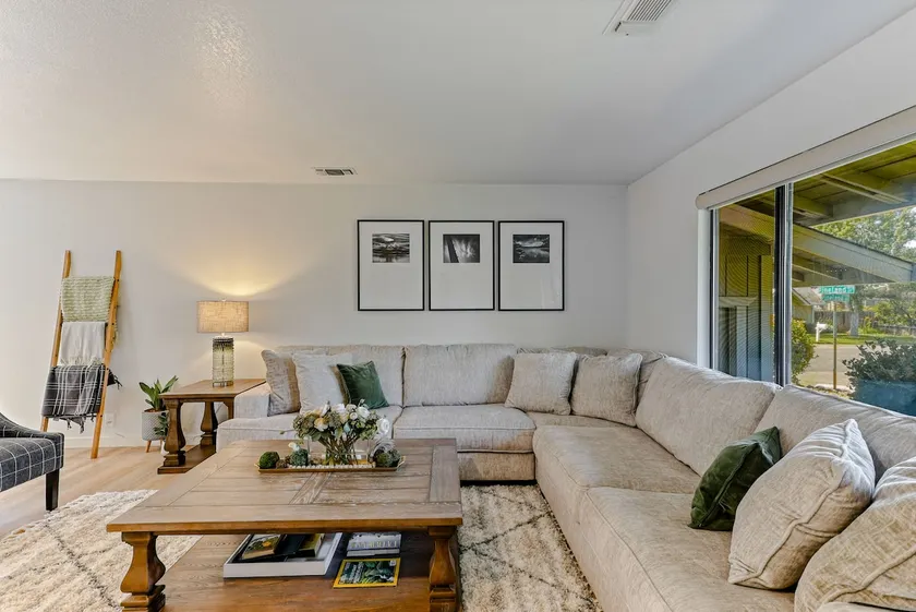 ***Pineland Place*** - Image 1