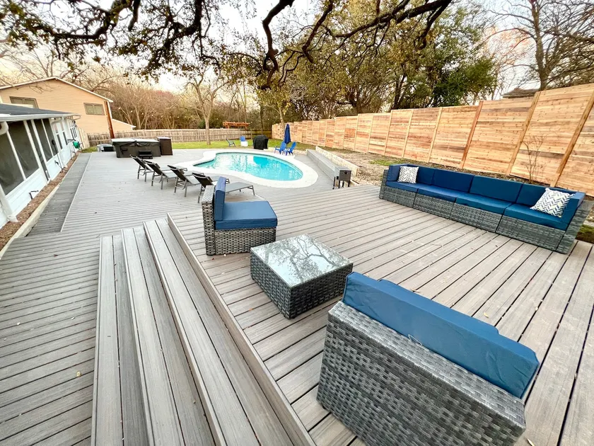 Mid century modern Pool/spa house - Image 1